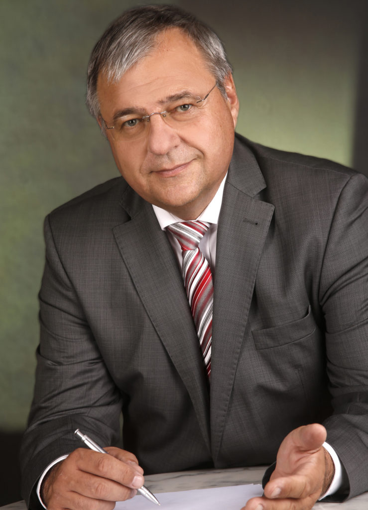 Peter Rieveschl Mag. Peter Reischl - BRG/BORG Wolfsberg - Presseflash