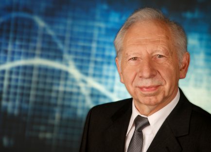DiplIng. Dr. Friedrich Zitz ELT Werkzeugbau GmbH Presseflash